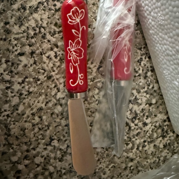 Temp-Tations Red Floral Bakeware Set - Picture 4 of 4